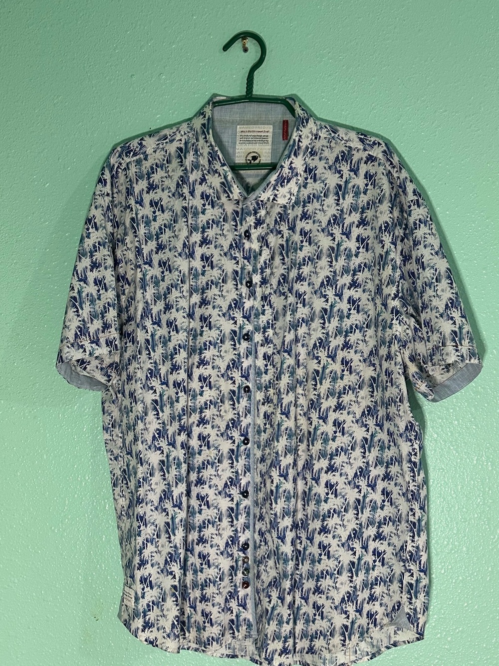 Men's Short-Sleeve Button-Down Shirt in Blue and White Palm Print